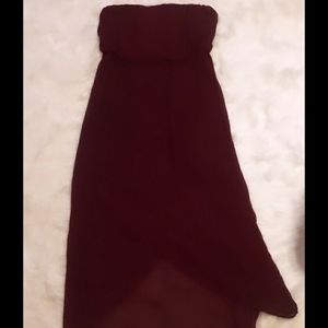 Burgundy chiffon strapless midi dress